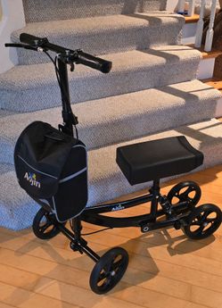 Knee scooters ****NEW****