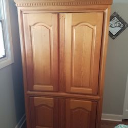 Dresser - Armiore - Media Cabinet