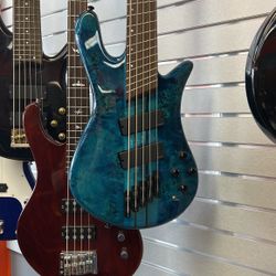 Spector Base Ns Dimension five string bass guitar with case excellent condition