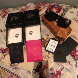 Mcm Wallets/card Holders &.Sunnyhttpsj://https://offerup.co/faYXKzQFnY?$deeplink_path=/faYXKzQFnY
