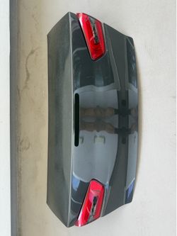 Evo X Varis Carbon Trunk w/ Varis Tail Light