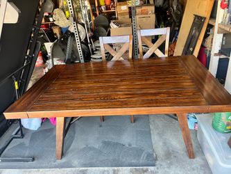 Used dinner table