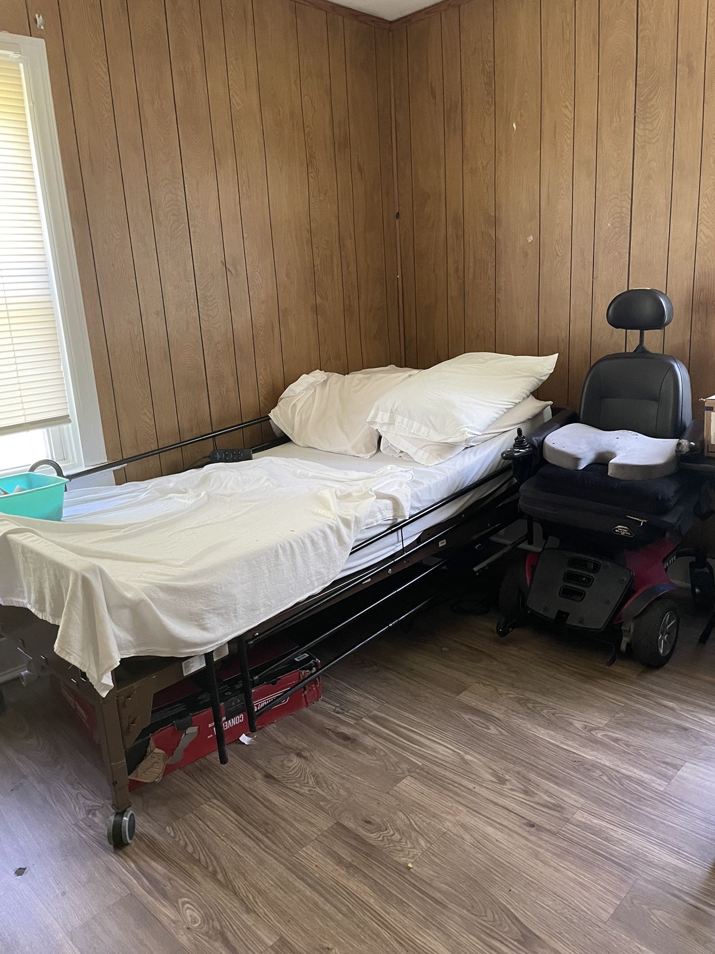 Hospital Bed And Automatic Wheelchair