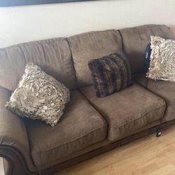 3pc, Couch ,  Love Seat , Sofa Chair With Ottoman $160 