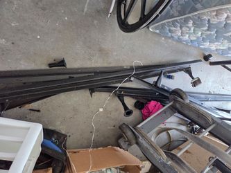 adjustable metal frame in good condition