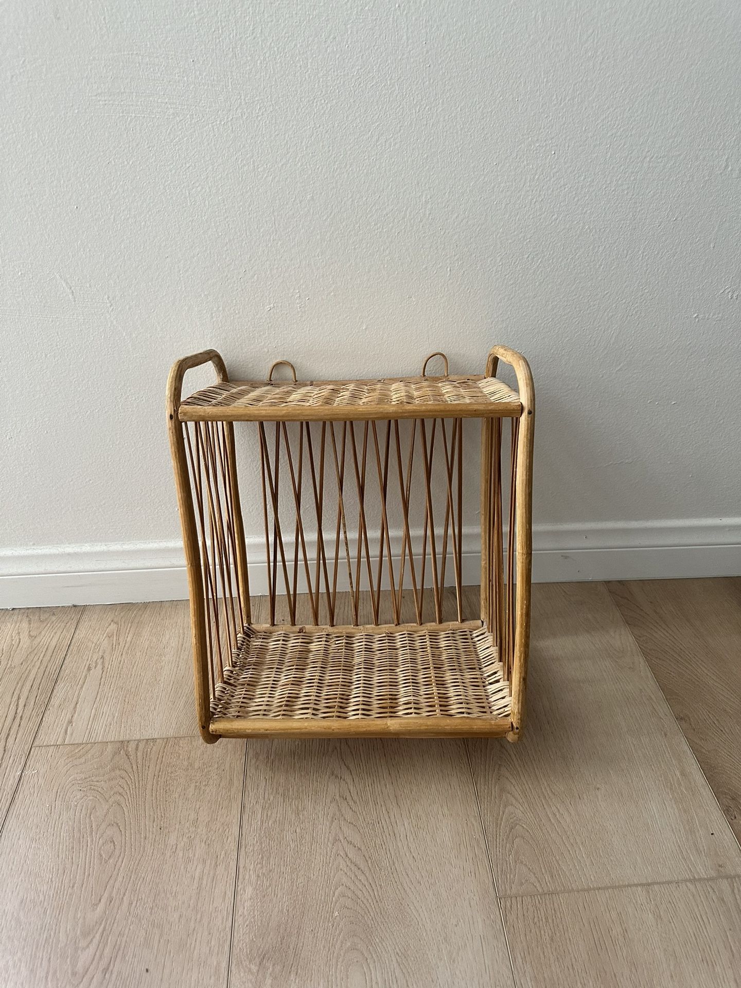 Vintage Rattan Shelf With Towel Bar