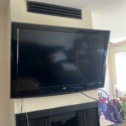 LG 55in TV  