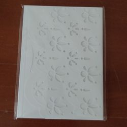 BRAND NEW IN PACKAGE MICHAEL'S WHITE FLORAL CUT OUT LINED PAPER JOURNAL DIARY - 80 CT 