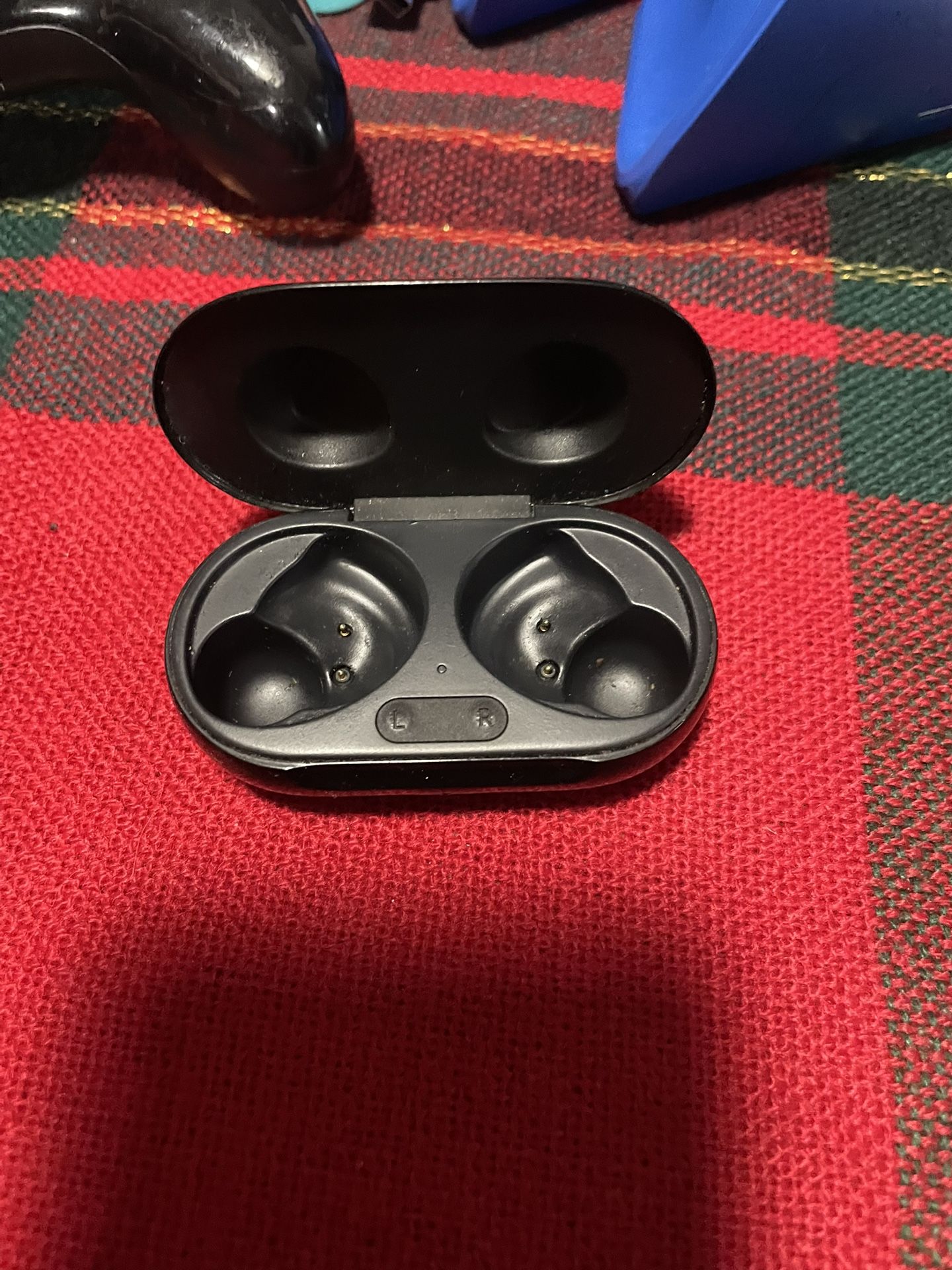 Samsung Ear Buds Charging Case (only)