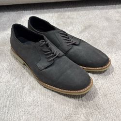 Men’s Guess Dress Shoes 