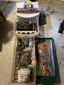 HO Scale Train Set