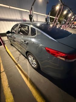 2018 KIA Optima