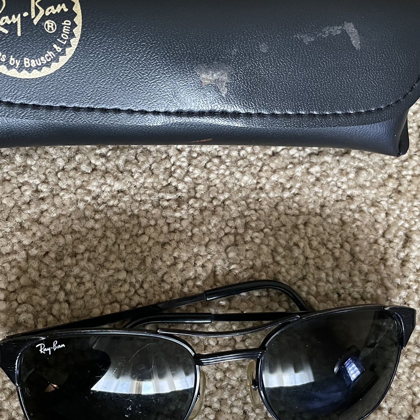 Ray VINTAGE B&L RAY BAN W1308 G15 BLACK RECTANGULARS OLYMPIAN II DLX  SUNGLASSES XPar for Sale in Yorkville, IL - OfferUp