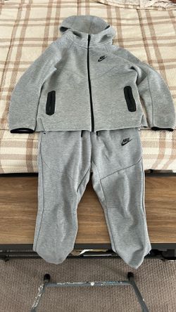 Nike Tech Hoodie & Pants Set Gray