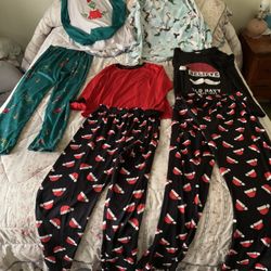 Christmas Pajama Sets.   Chino, Ca