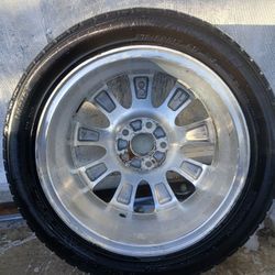 Wheel & Tire Aluminum Cleaning Services