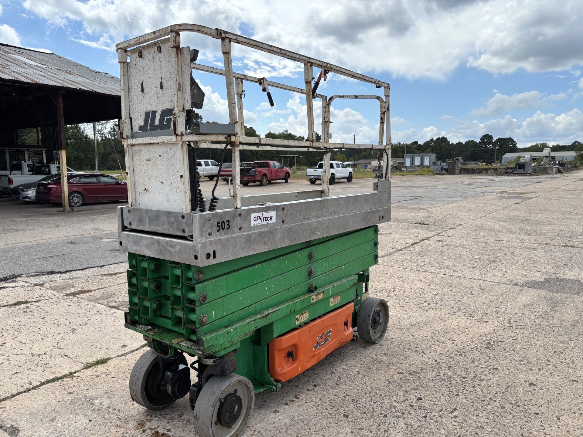 JLG Scissor lift 2630ES