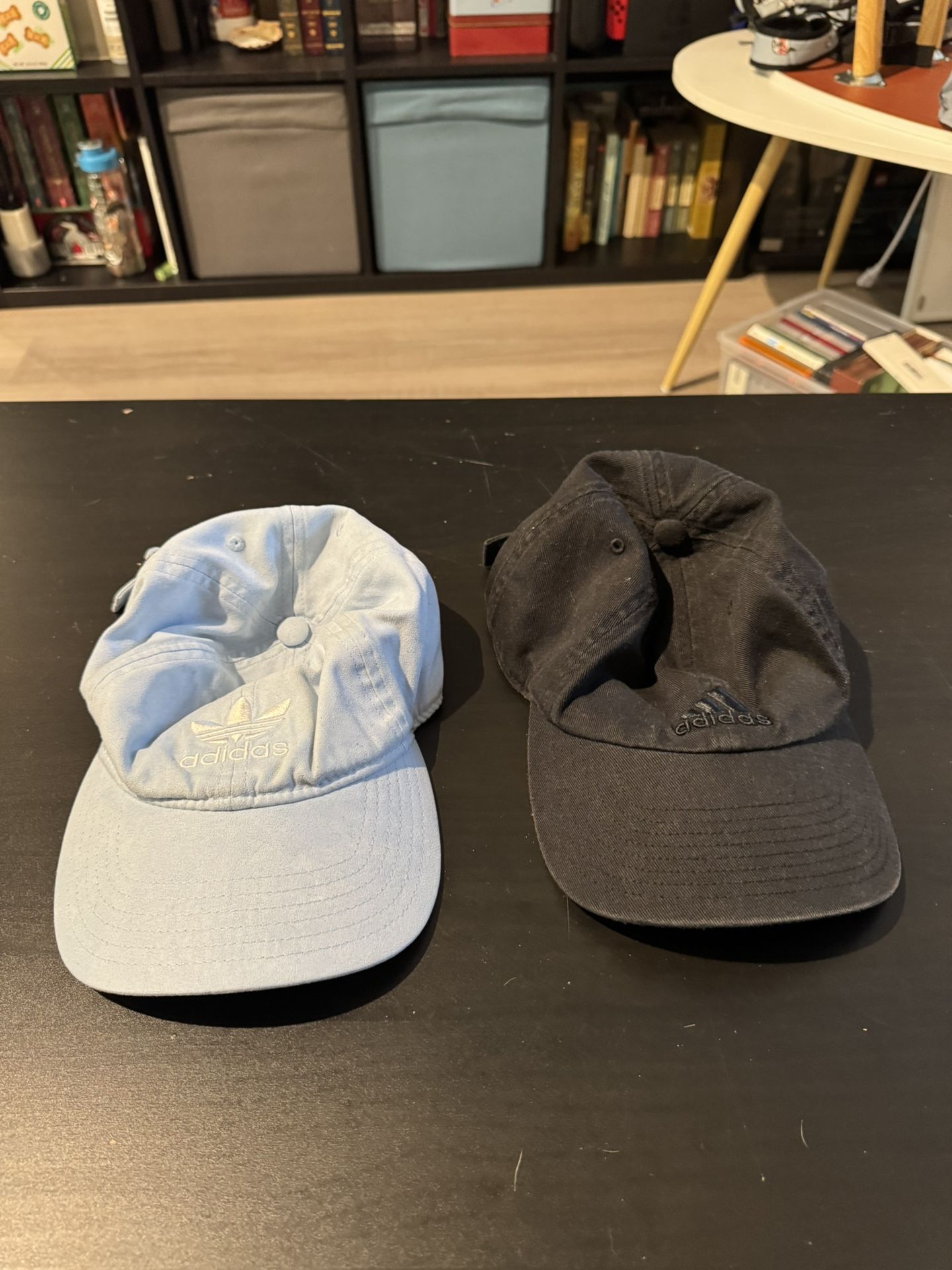Set of 2 Adidas Strapback Hats – Trefoil & Performance Logo (Black & Light Blue)