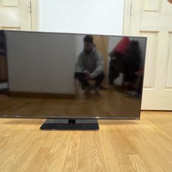 Vizio 48” Smart TV