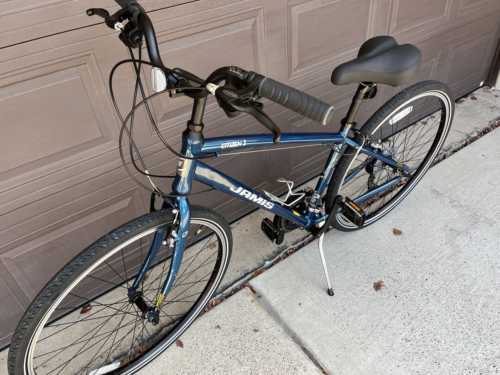 Jamis Hybrid Bike 17CM 21 Speed