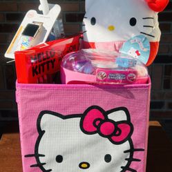 Hello Kitty Girls Makeup/nails Bundle 