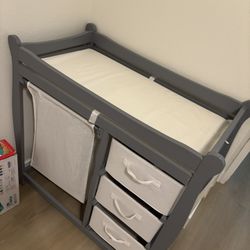 Changing Table/Changing Dresser