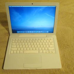 Macbook White Updated El Capitan

