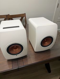 KEF LS50 Wireless Bookshelf Speakers Pair