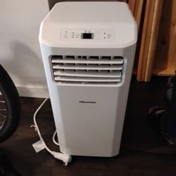 HISENSE PORTABLE AIR CONDITIONER(USED ONLY A MONTH UNTIL I MOVED TO A NEW PLACE WITH CENTRAL AIR
