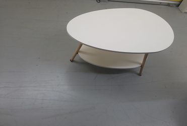 Coffee table ,white 90cm long, 49cm wide and 43cm high