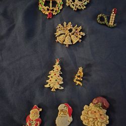 Vintage Christmas Brooches 