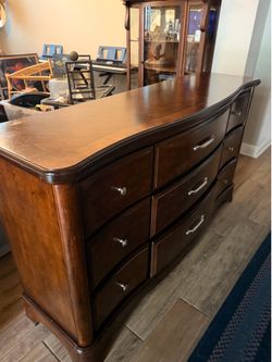 All Bedroom Furniture- Solid Near New