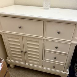 Sideboard/Cupboard - MOVING SALE