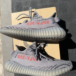 Men’s Adidas’s 350 Yeezy size 8.5