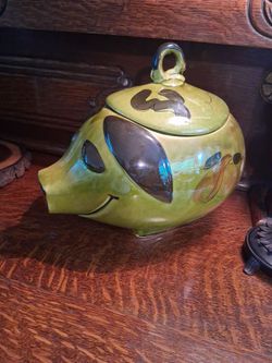 Vintage Pig Cookie Jar