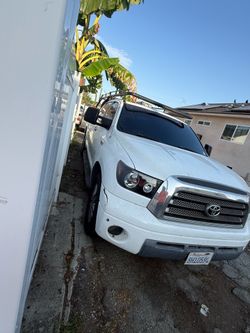 Toyota tundra