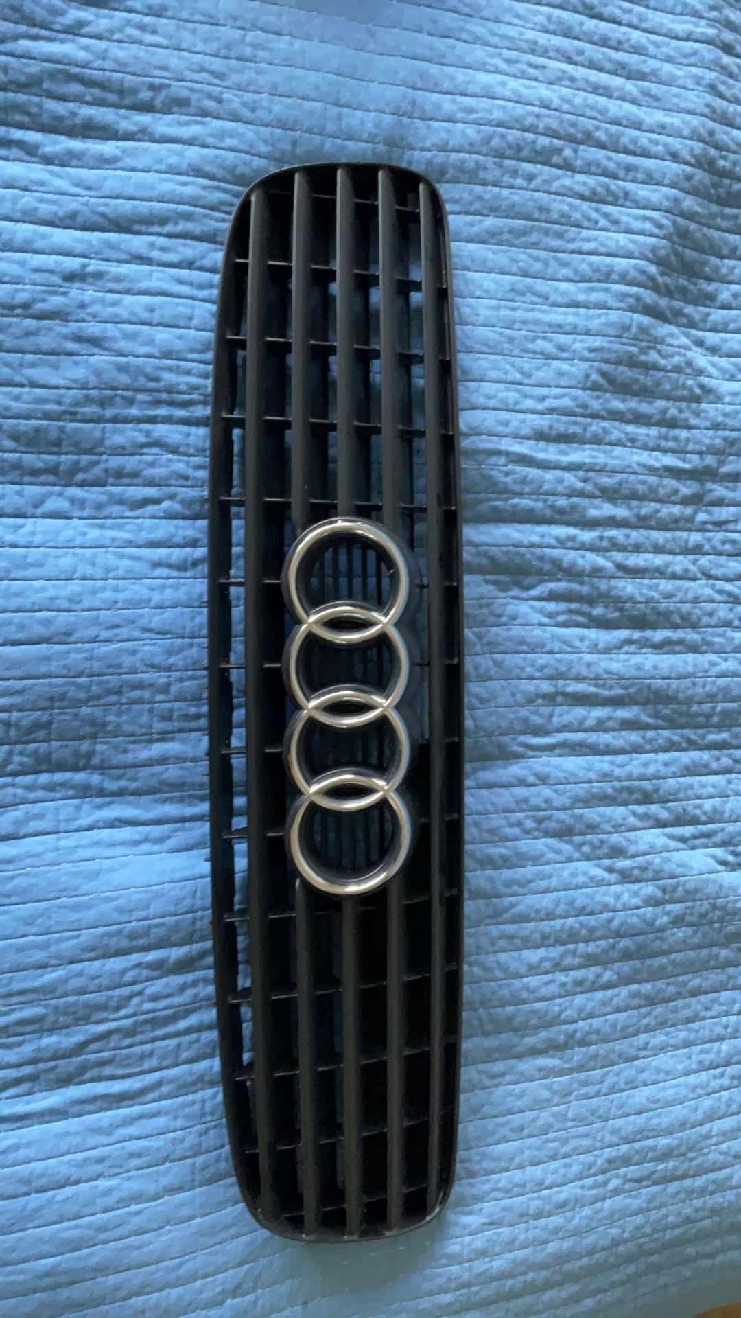 2005 Audi Grille Oem