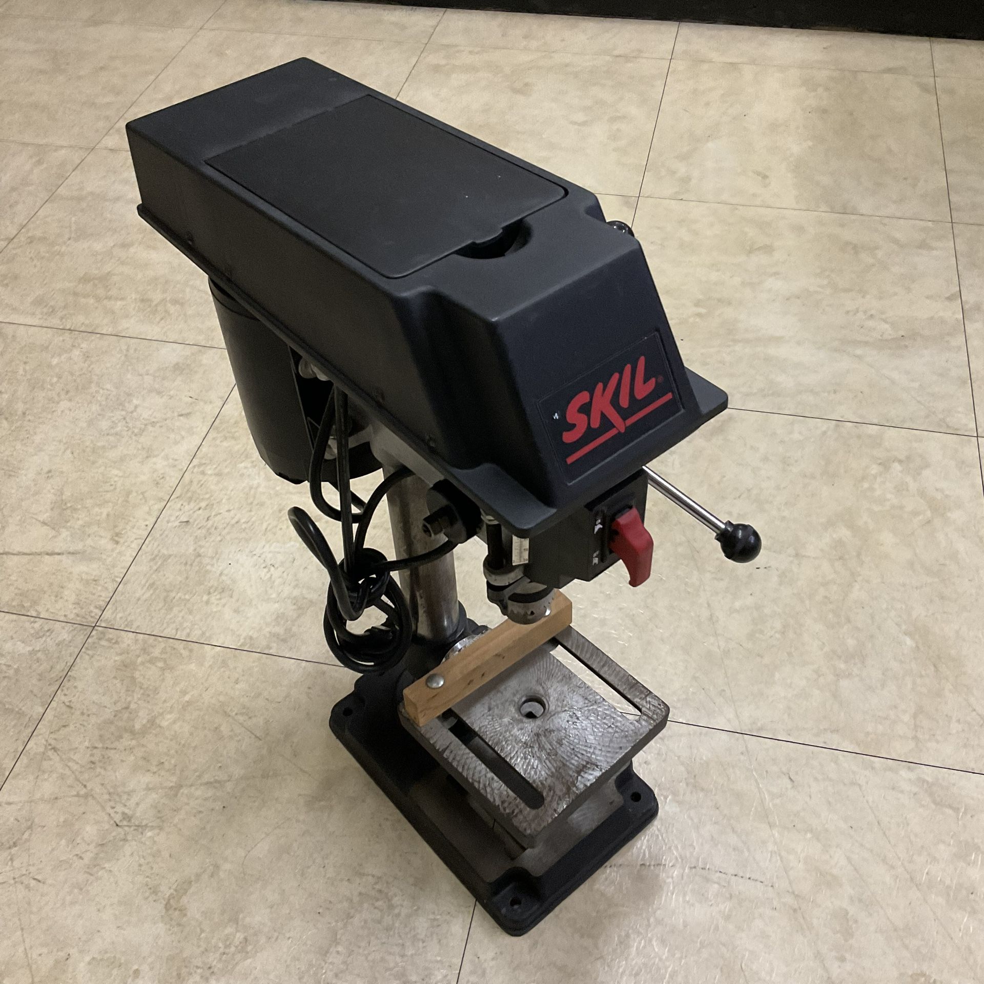 Skil 8” Drill Press 3380