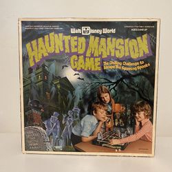 Disneyland haunted mansion 1975 vintage board game