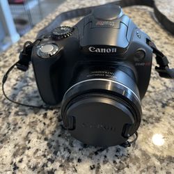 Canon SX40 HS Digital Zoom Camera