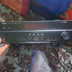 Yamaha Receiver 5.1. 3d 