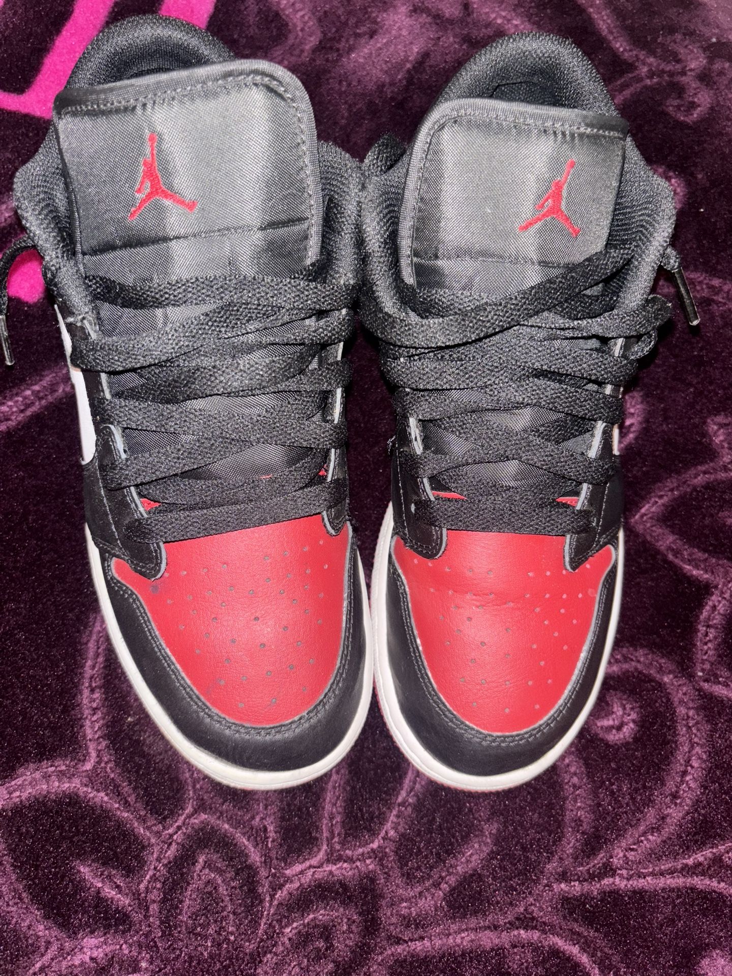 Jordan 1 Low Bred Toe, 6.5 Y