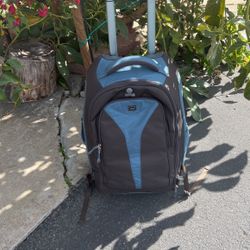REI Carryon