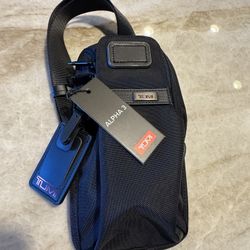 Tumi Alpha 3 Sling Bag Brand New