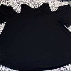 Women’s Torrid black blouse size 3 
