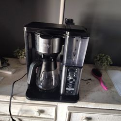 Ninja Hot And Cold Coffee Maker $50