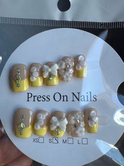 Press on nails size Small