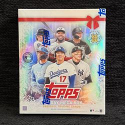 2026 TOPPS HOLIDAY BASEBALL TRADING CARDS MEGA BOX