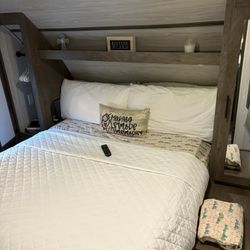 2021 Forest River RV Wildwood X-Lite 28VBXL