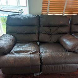FREE LEATHER COUCHES